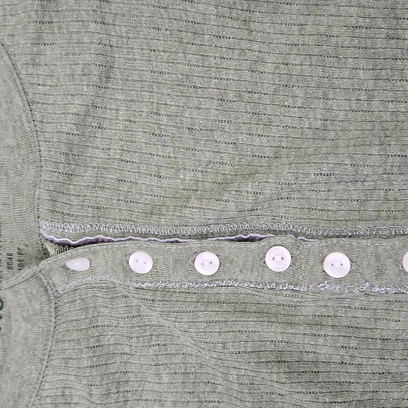 Aeropostale Long Sleeve  Henley Sz XS - Picture 3 of 4